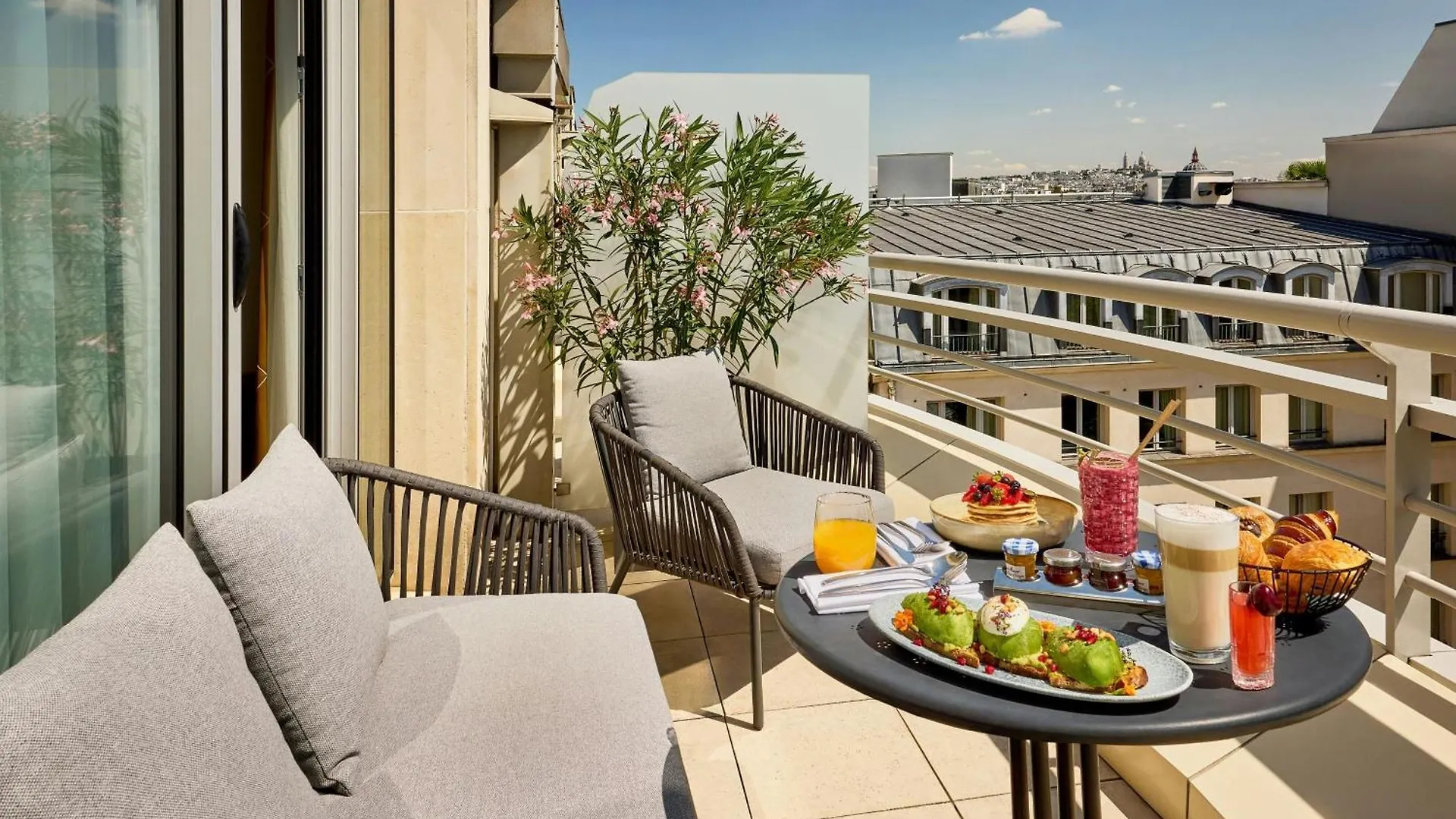 Marriott Champs Elysees 5*
