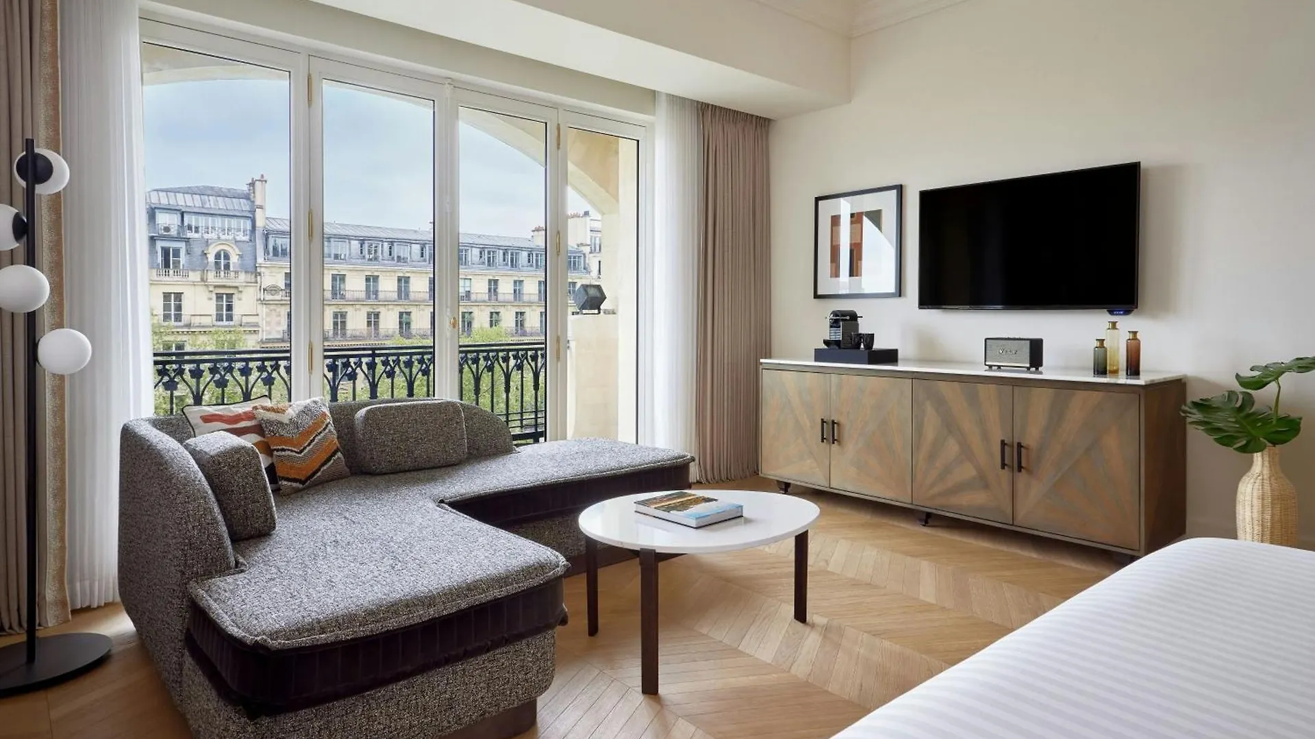 Marriott Champs Elysees Hotel