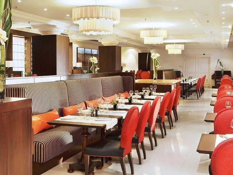 Hotell Marriott Champs Elysees 5*